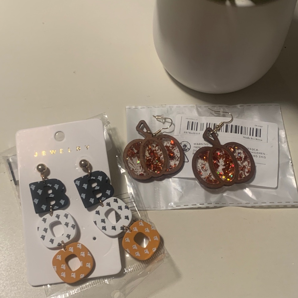 Pumpkin and BOO Earrings Set..NWT